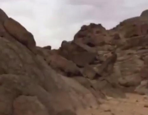 بالفيديو.. هذة هي جبال القصير التي تحصن فيها الإرهابيون الستة قتلة الشهيد الرشيدي
