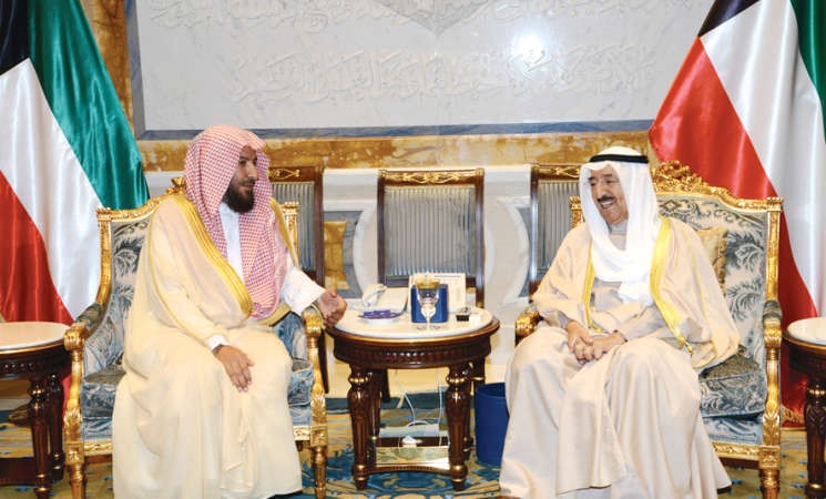 صاحب السمو الامير الشيخ صباح الاحمد مستقبلا د سعد الشثري﻿