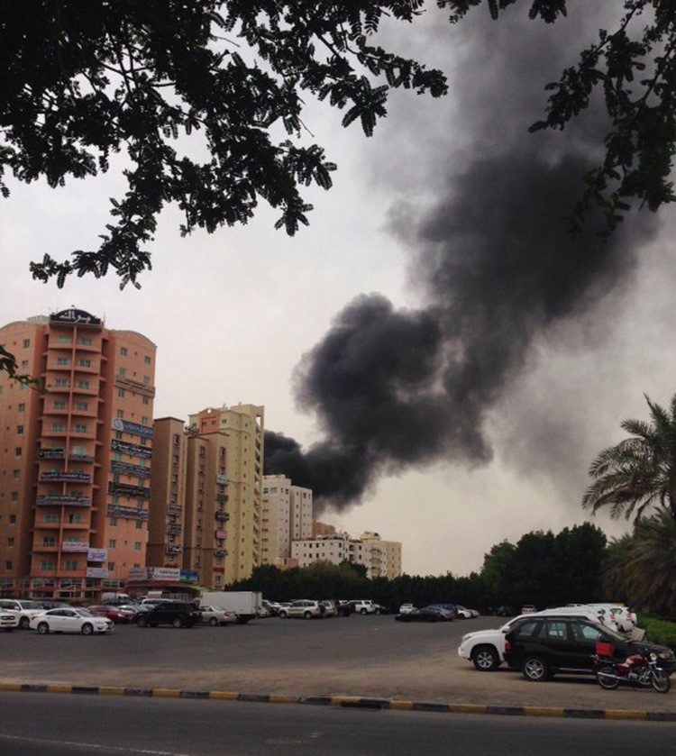 حريق في محول رئيسي بحولي وإخلاء مدرسة أجنبية 
