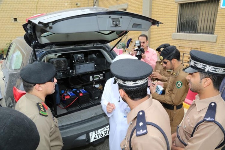 اللواء المهنا يتفقد فتح البلوكات الخاصة بالمخالفات والإفراج الفوري عن المركبات المحجوزة 