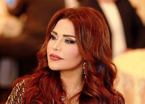 بالفيديو.. أحلام تكشف وجه محرك "أبلة فاهيتا"