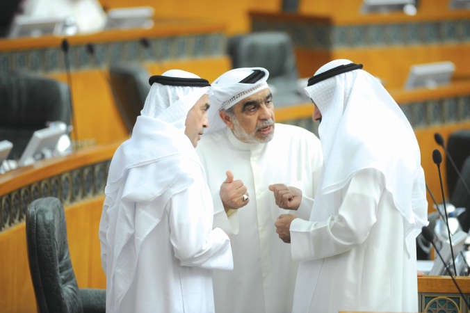 عدنان عبدالصمد ودعبدالله الطريجي مع ماحمد الجسار
