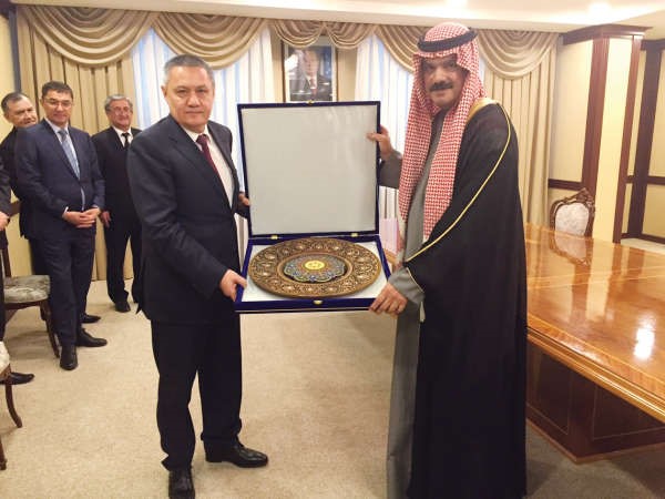 الكويت تقدم 7 ملايين دينار للإسهام في تمويل مشروع تجهيز المرافق الطبية للمسالك البولية ولغسيل الكلى في أوزبكستان