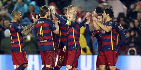 برشلونة يعمق جراح أرسنال ويطيح به خارج دوري الأبطال