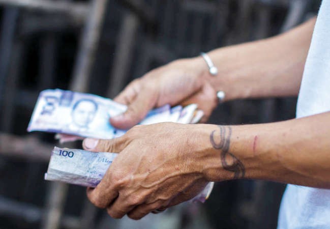 اصدرات الاسواق الناشئة محدودة مع استمرار قلق المستثمرين من مخاطر عجز الشركات عن السداد﻿