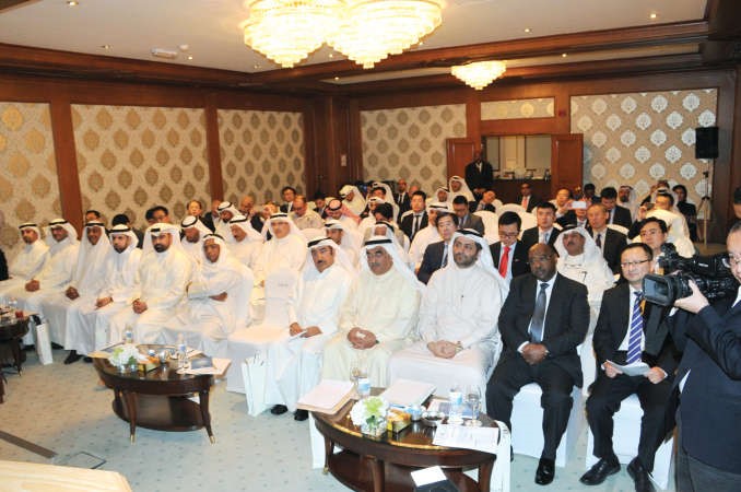 الحضور والمشاركون في الندوة	 ريليش كومار﻿