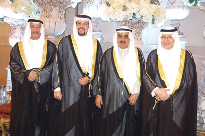 الشيخ فيصل السعود مباركا محمد هاشم
