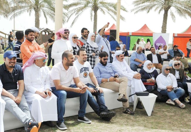 جانب من اليوم المفتوح لموظفي VIVA﻿