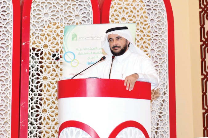 البروفيسور د طارق الحبيب متحدثا شانافاس قاسم 