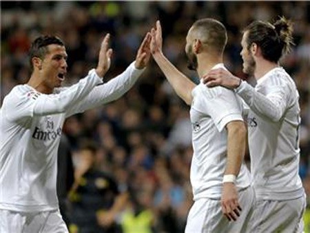 ريال مدريد يعبر اختبار إشبيلية بفوز ساحق في ليلة توهج "نافاس"