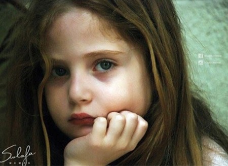 بالصور.. سلافة معمار تحتفل بعيد الأم بجلسة تصوير مع ابنتها