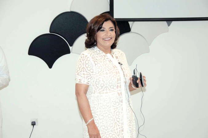 دنادية العلي متحدثة
