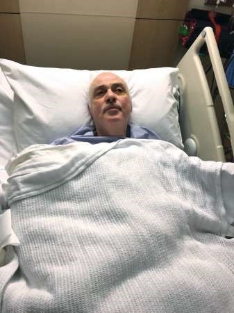 حسين جاسم بالمستشفى في لندن﻿