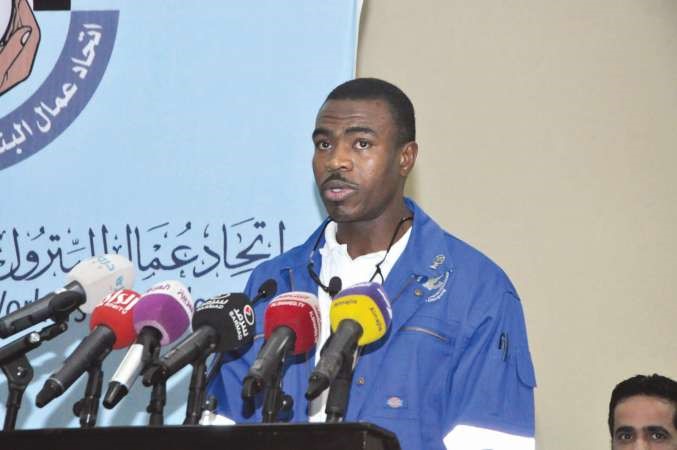 صلاح المرزوق متحدثا خلال التجمع
