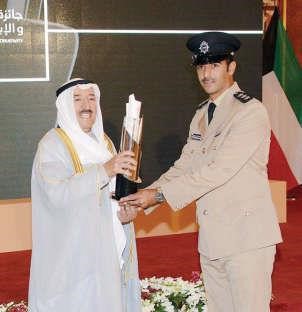 محمد بوربيع يتشرف بالسلام على صاحب السمو الامير﻿