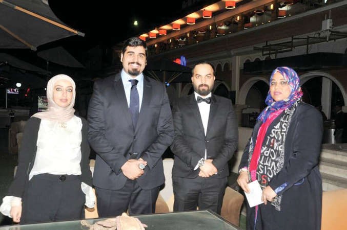 الزميلة هناء السيد وعمر الحمدان ومحمد المديرس ﻿
