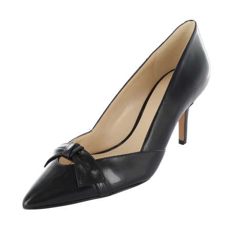 «Nine West» تطلق مجموعتها لربيع وصيف 2016