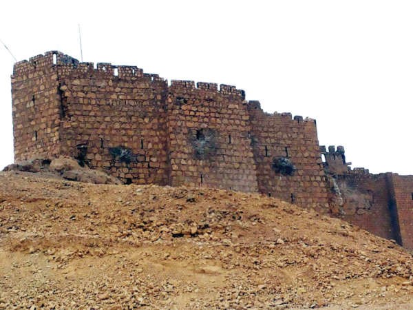 اثار القذائف على قلعة تدمر الاثرية	رويترز﻿