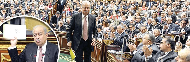 لقطات مجمعة لرئيس مجلس الوزراء مشريف اسماعيل خلال القاء برنامج عمل الحكومة امام مجلس النواب موقع برلماني