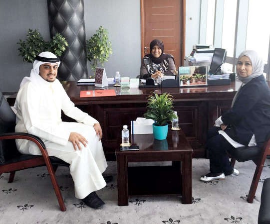  طلال الظفيري مع دنورية العوضي