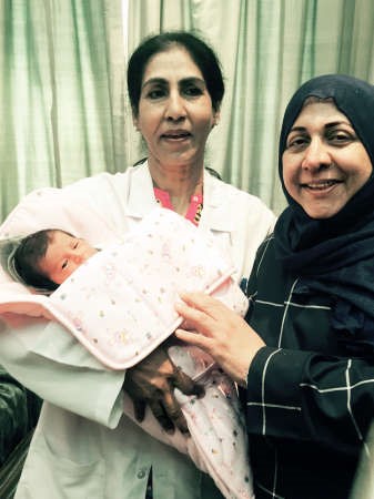 الجدة زهرة المحميد ودلاكشمي شندي﻿
