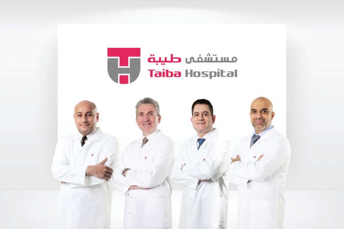 اطباء قسم الباطنية في طيبة دعبدالسلام النجار ودمحمد بهزاد ودوليد السليم ودميشيل موريس