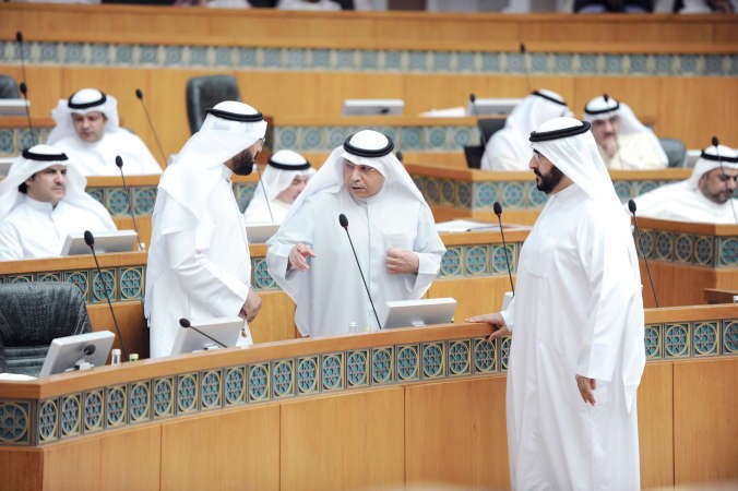 الشيخ خالد الجراح وسعدون حماد ودعلي العمير
