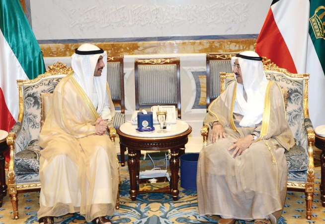 صاحب السمو الامير الشيخ صباح الاحمد مستقبلا مرزوق الغانم ﻿
