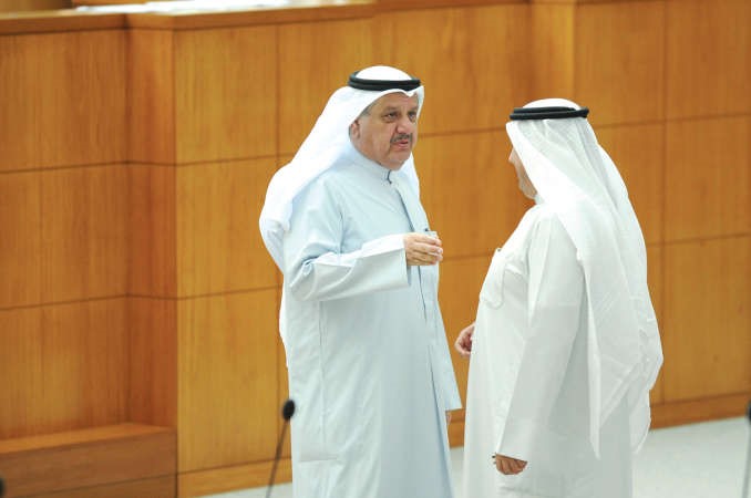 عيسى الكندري وممحمد الهدية﻿