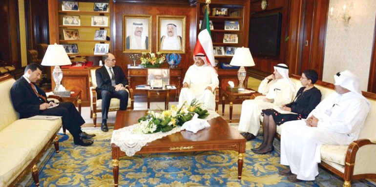  الشيخ صباح الخالد مستقبلا السفير دوغلاس سيليمان