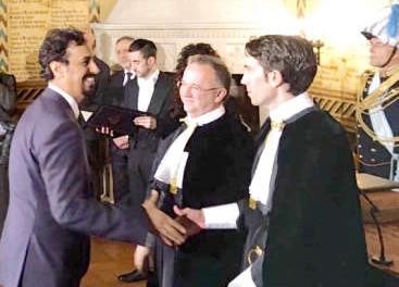 الشيخ علي الخالد خلال مشاركته في حفل تنصيب حاكمي جمهورية سان مارينو