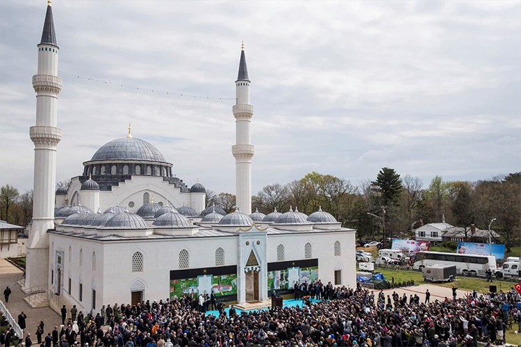 أردوغان يدشن مسجداً ضخماً قرب واشنطن