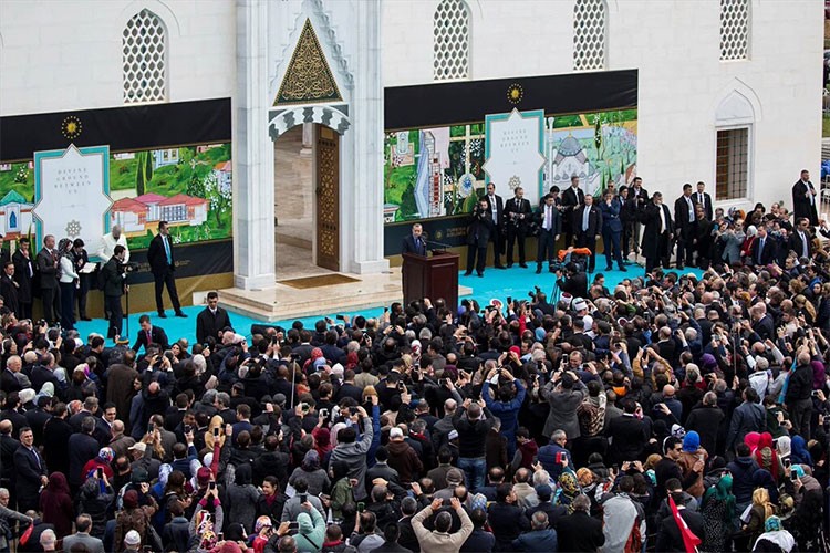 أردوغان يدشن مسجداً ضخماً قرب واشنطن