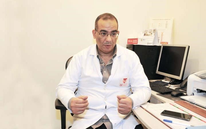 الملاح لـ «الأنباء»: المسكنات من أكثر مسببات الفشل الكلوي..وبعض الهرمونات  المستخدمة في بناء الجسم تؤثر سلباً على «الإنجاب» 