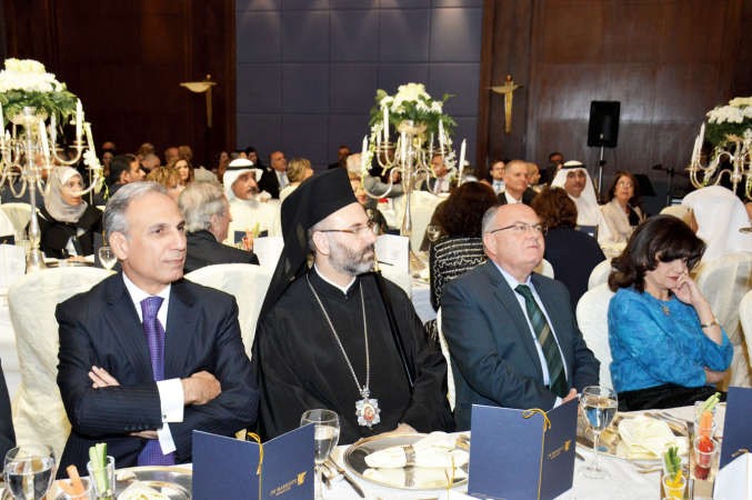 السفير حلوة بين اصدقائه ومحبيه