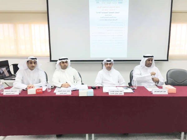 احمد الفارس متوسطا اجتماع الجمعية العمومية﻿