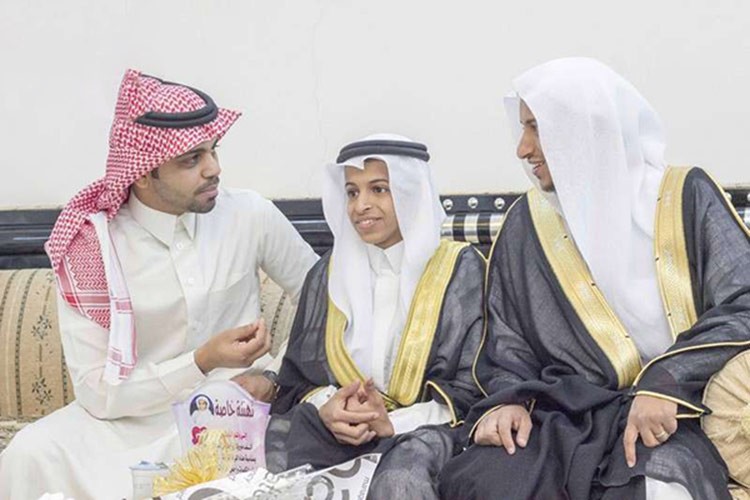 بالفيديو والصور.. حفل زفاف أصغر عريس في السعودية.. ومدرسته تمنحه أسبوع عسل