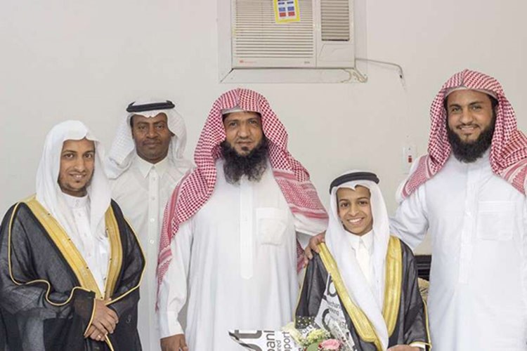 بالفيديو والصور.. حفل زفاف أصغر عريس في السعودية.. ومدرسته تمنحه أسبوع عسل