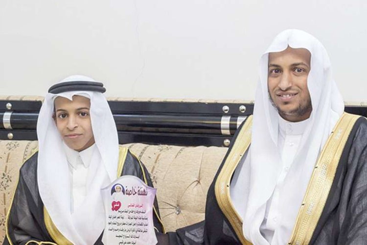 بالفيديو والصور.. حفل زفاف أصغر عريس في السعودية.. ومدرسته تمنحه أسبوع عسل