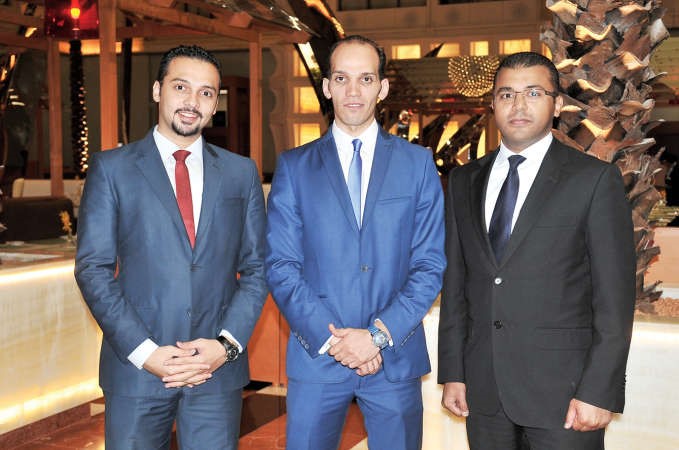 مديرو المبيعات من اليمين احمد سمير وعمر شاهين ومحمد صلاح﻿