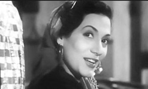 جمهور حورية فرغلي يشبهها بفنانة من الزمن الجميل.. فهل حقا تشبهها؟