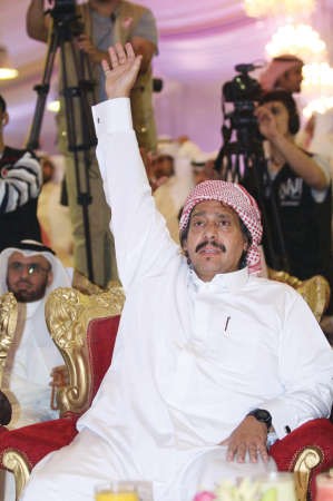 عودة بن الذيب  إلى الساحة الشعرية وما مدى تأثيرها 