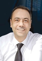 محمد غانم ﻿