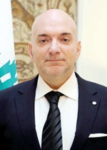 الان حكيم