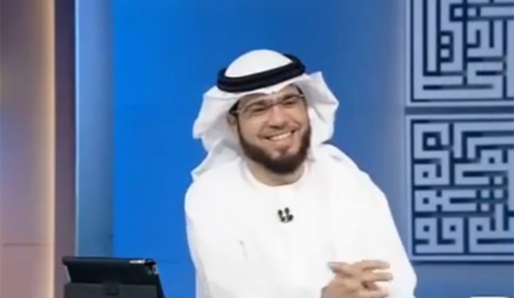 بالفيديو.. شاب كويتي متزوج 4 نساء يطلب الحل من داعية ليتزوج الخامسة: كلهم زينات وما ادري منهو اطلق !