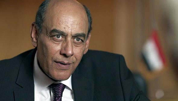 الفنان أحمد بدير تعليقاً على اتفاقية تيران وصنافير: بيننا مصريين خونة