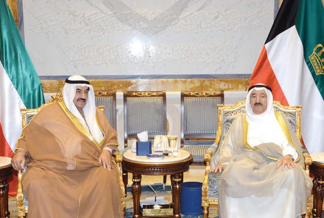 صاحب السمو الامير الشيخ صباح الاحمد خلال استقباله سمو الشيخ ناصر المحمد