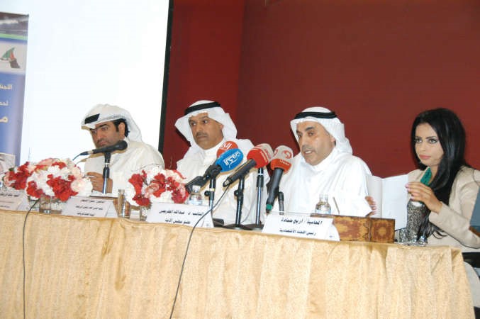 دعبدالله الطريجي ودحمود فليطح وخالد الروضان واريج حمادةمحمد هاشم