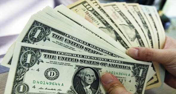 الدولار يقفز إلى 10.27 جنيهات