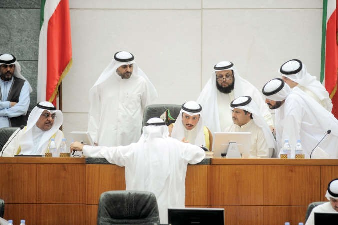 الرئيس الغانم ونائبه مبارك الخرينج ومحمد الجبري وحمود الحمدان وسعدون حمادهاني الشمري